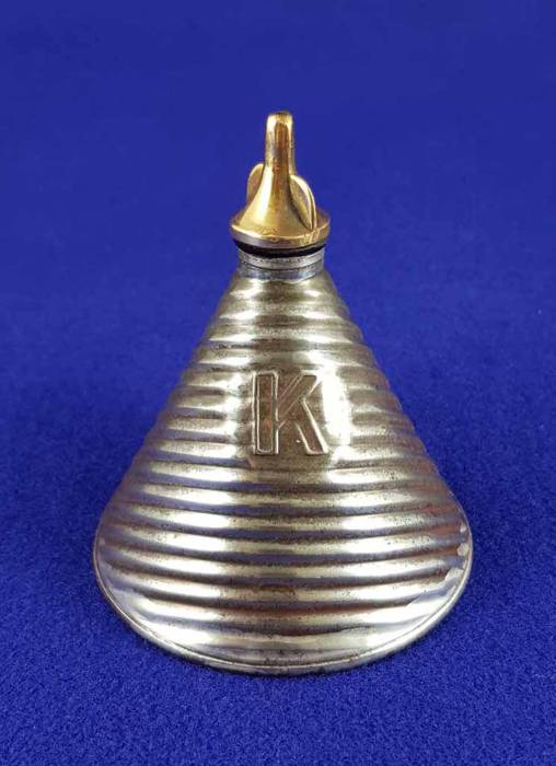 oil-can-_10004a.jpg oil-can-_10004a.jpg