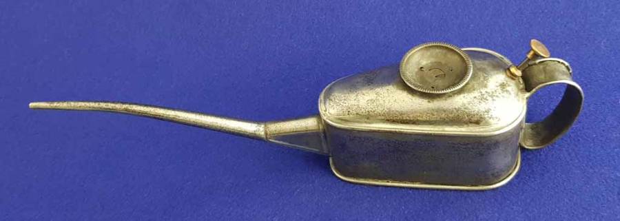 oil-can-_10155c.jpg oil-can-_10155c.jpg