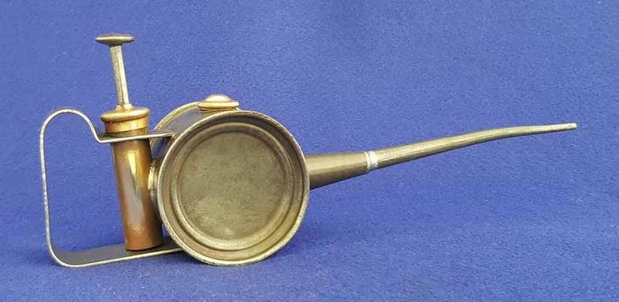 oil-can-_10164a.jpg oil-can-_10164a.jpg